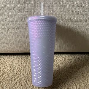 New 2021 Starbucks Icy White Studded Tumbler 24oz